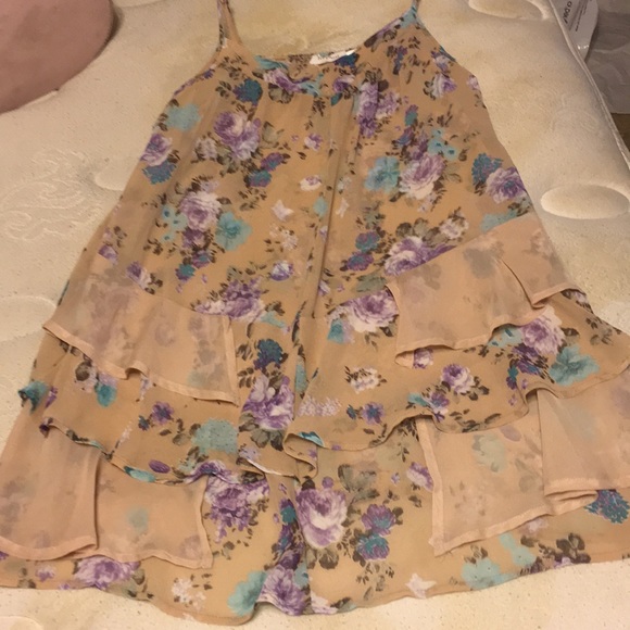 Floral Top - Picture 1 of 1